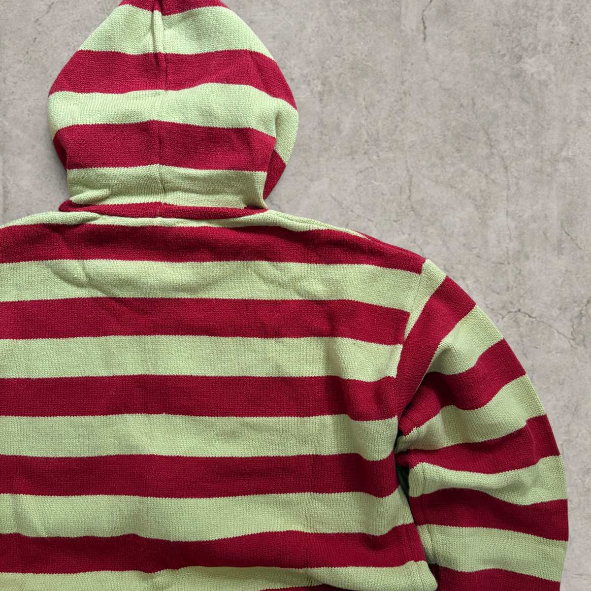 Baggy boxy Korean zip-up hoodie jumper in green/red striped print.