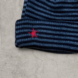Striped knit beanie hat in black and grey