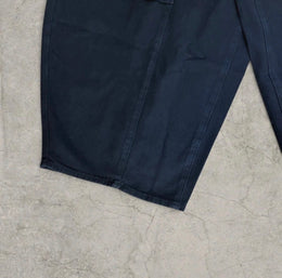 Wide-leg balloon skater jeans in black