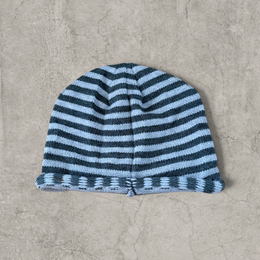 Striped knit beanie hat in black and grey