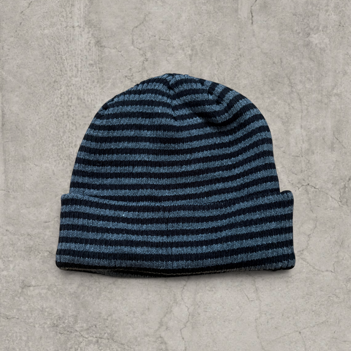 Striped knit beanie hat in black and grey
