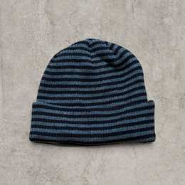 Striped knit beanie hat in black and grey