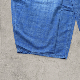 Wide-leg balloon skater jeans in blue plaid