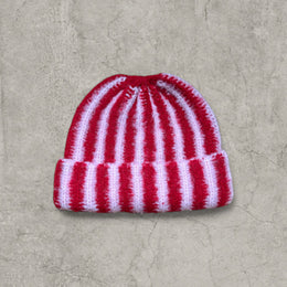 Striped knit beanie hat in red and pink