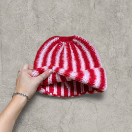 Striped knit beanie hat in red and pink