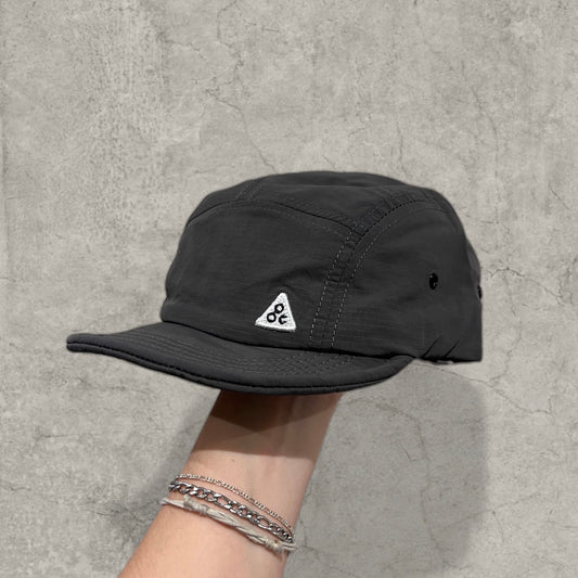 Grey Korean outdoor hiking hat cap with short curved brim and triangular front badge