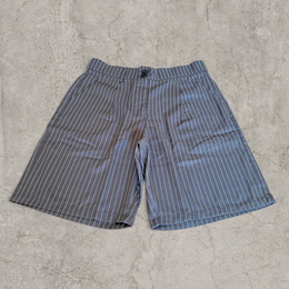 Baggy pleated shorts with relaxed fit in grey pinstripe