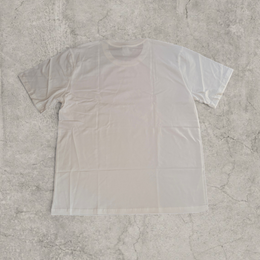 Goldfish vintage style T-shirt with front graphic in white with orange print.