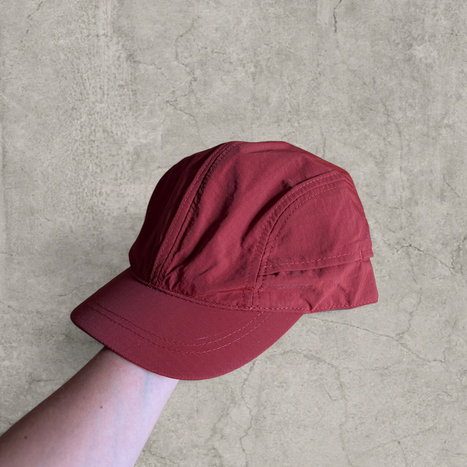 Vintage style hiking hat in red with Korean outdoor design