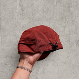 Vintage style hiking hat in red with Korean outdoor design