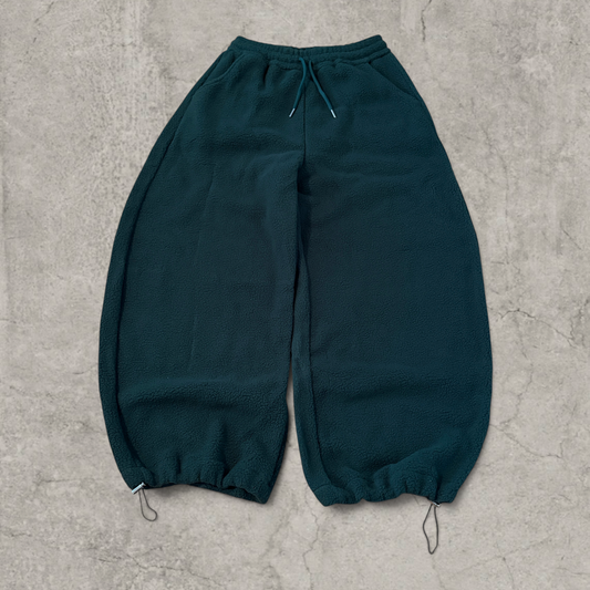Super baggy wide leg Korean fleece joggers in dark green.