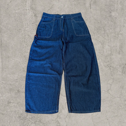 Wide-leg skater jeans with pinstripe pattern in navy blue.