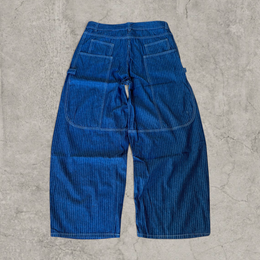 Wide-leg skater jeans with pinstripe pattern in navy blue.