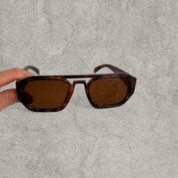 Vintage Aviator Sunglasses: Leopard Tortoise Shell Frame, chunky UV400 Brown Lenses