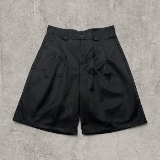 Insane baggy relaxed fit Japanese tailored shorts in black with pleats.