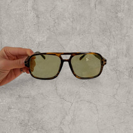Vintage Style Green Tinted Aviator Glasses: Tortoise Shell Frame Unisex
