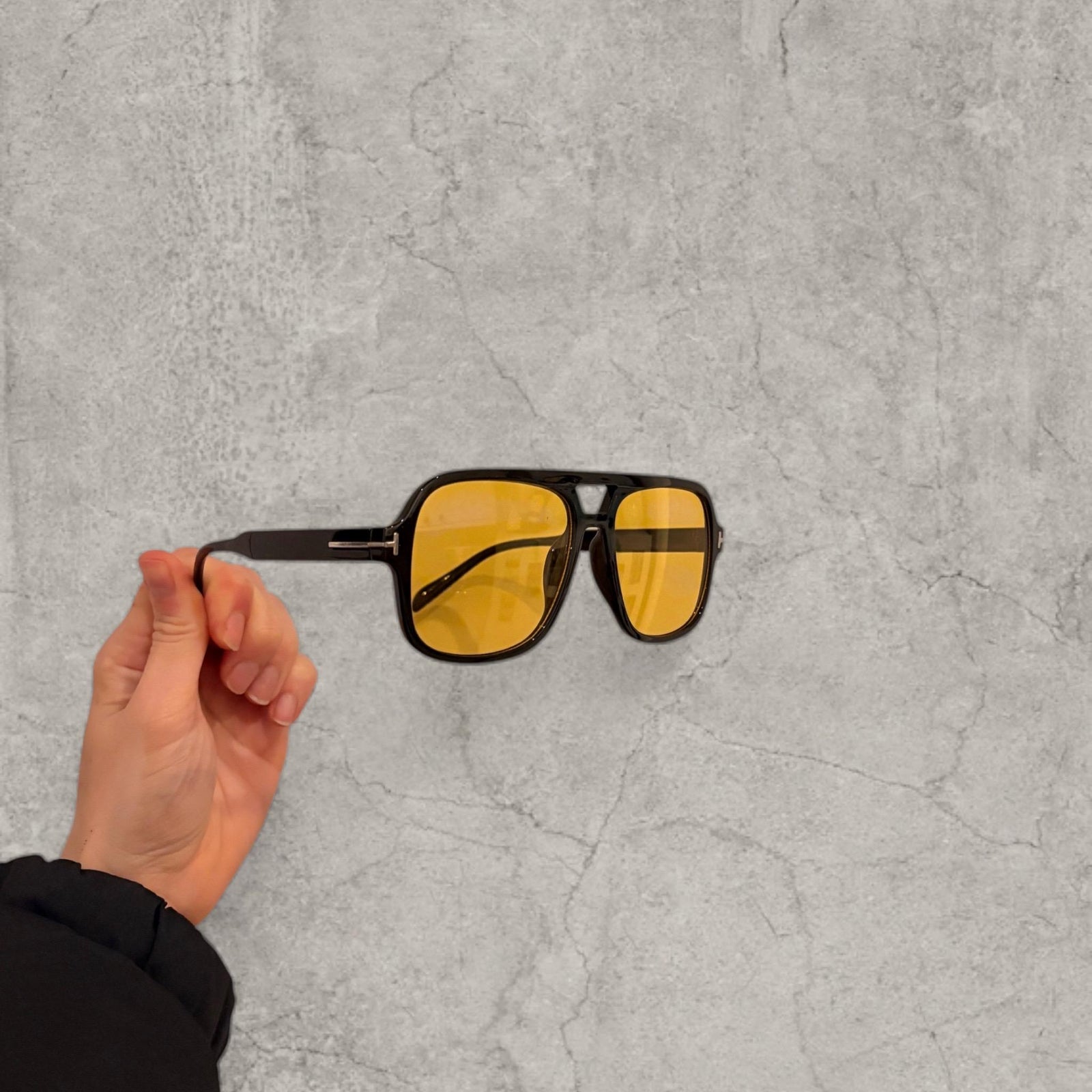 Vintage Style Yellow Tinted Aviator Glasses - Black Frame Unisex