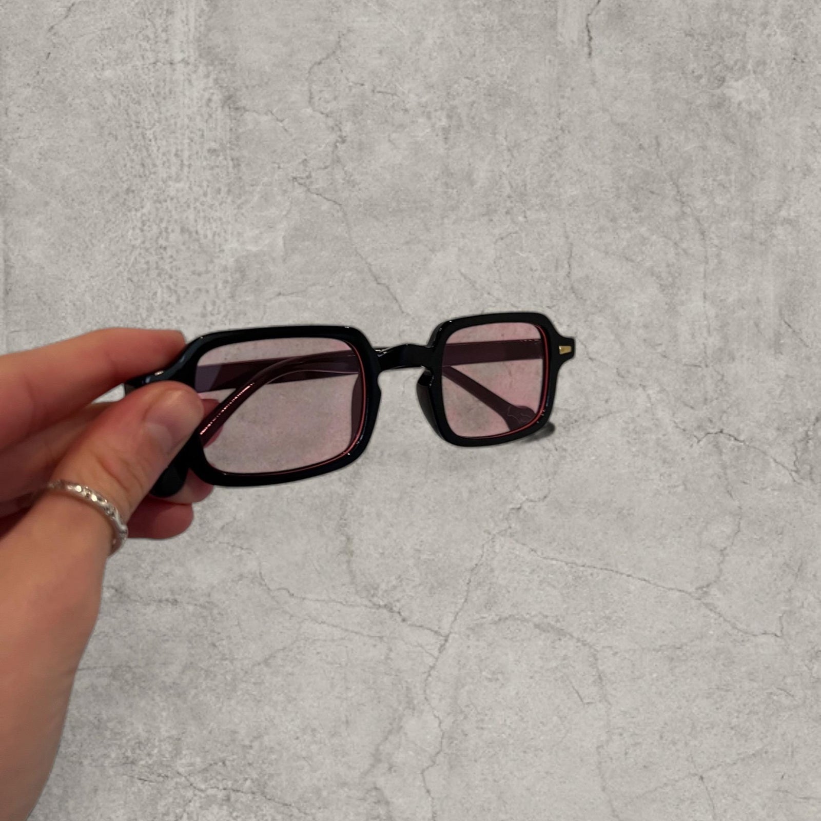 Vintage Style Pink Tinted Glasses: Black Frame Unisex