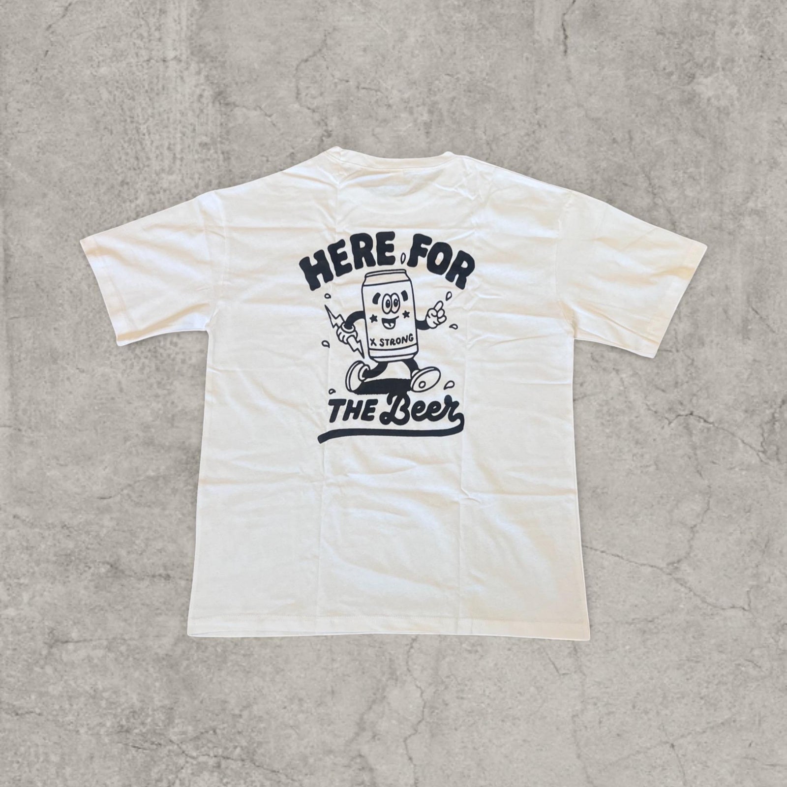 Beer vintage style T-shirt with front graphic in white.