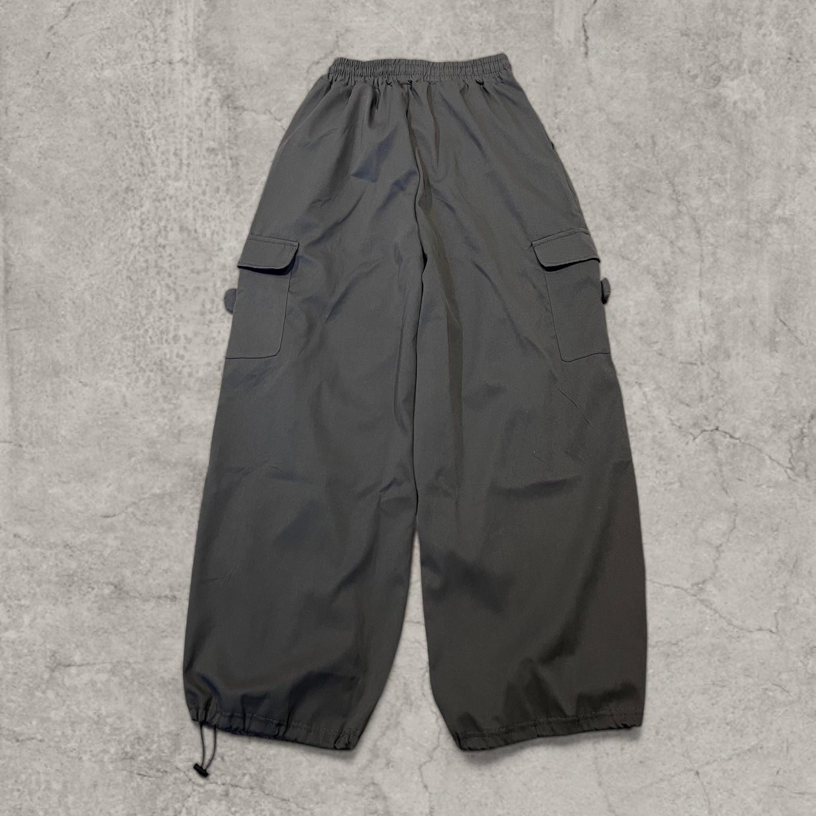 Insane baggy relaxed fit cargo trousers in grey.