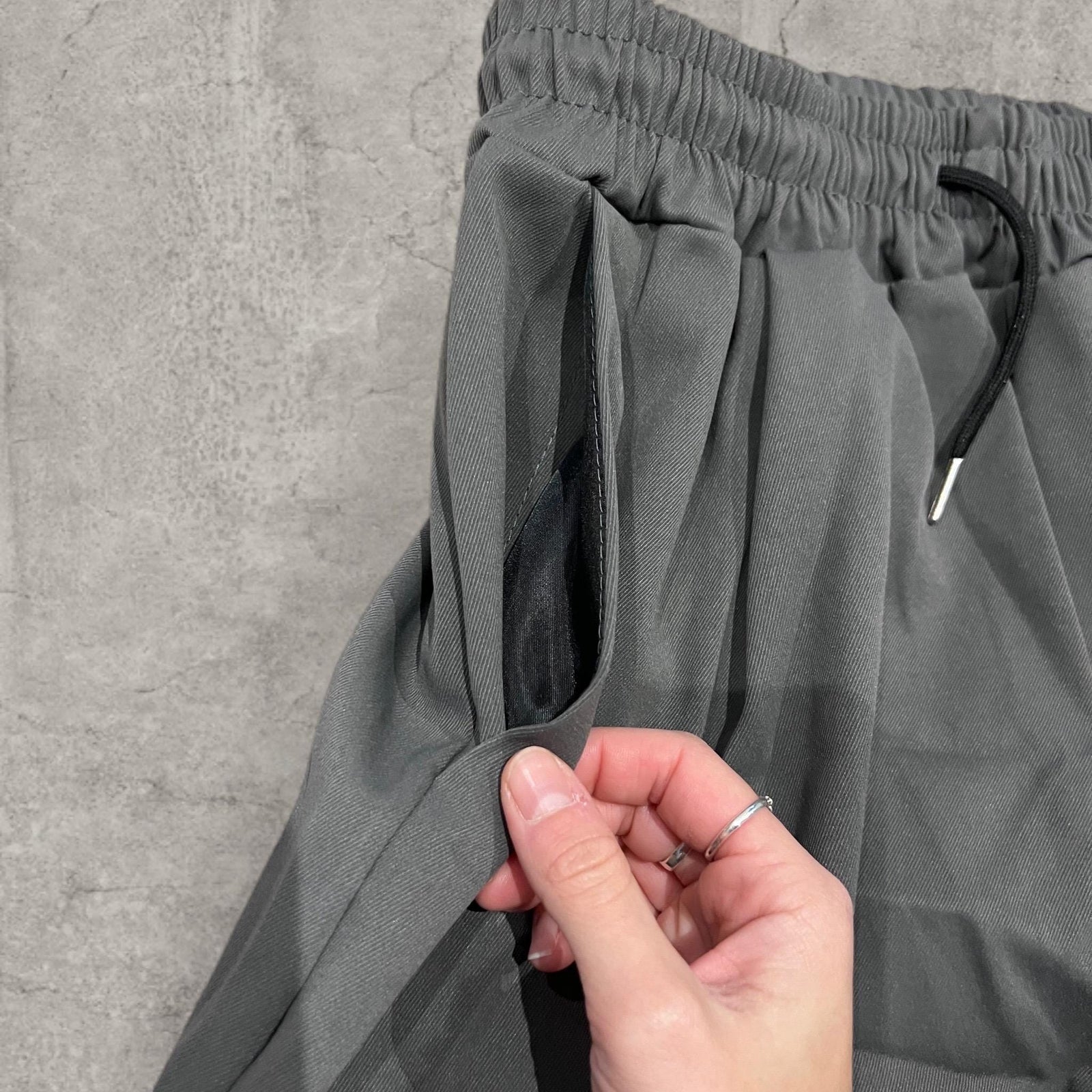 Insane baggy relaxed fit cargo trousers in grey.