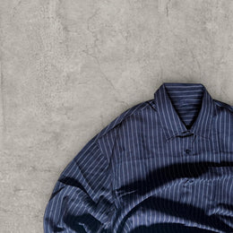Tailored striped shirt with collar and buttons in dark brown and white