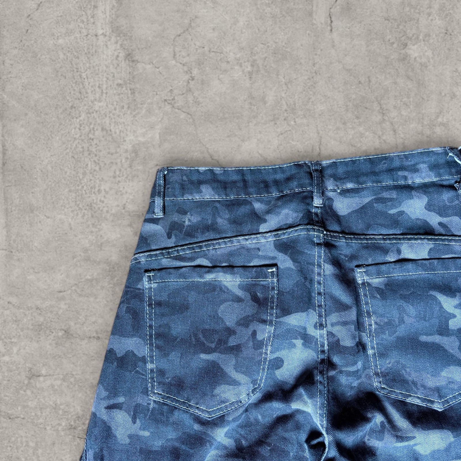 Japanese Style Camo Wide Leg Jeans with Yellow Stars. Grey/Khaki