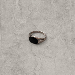 Cool vintage style silver colour stainless steel signet ring with black onyx gem.