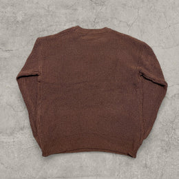 Vintage knitted jumper sweater in brown.