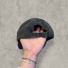 Vintage style baseball cap with yellow camel logo in black