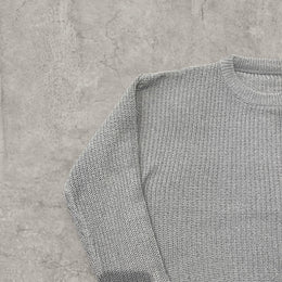 Vintage knitted jumper sweater in grey.