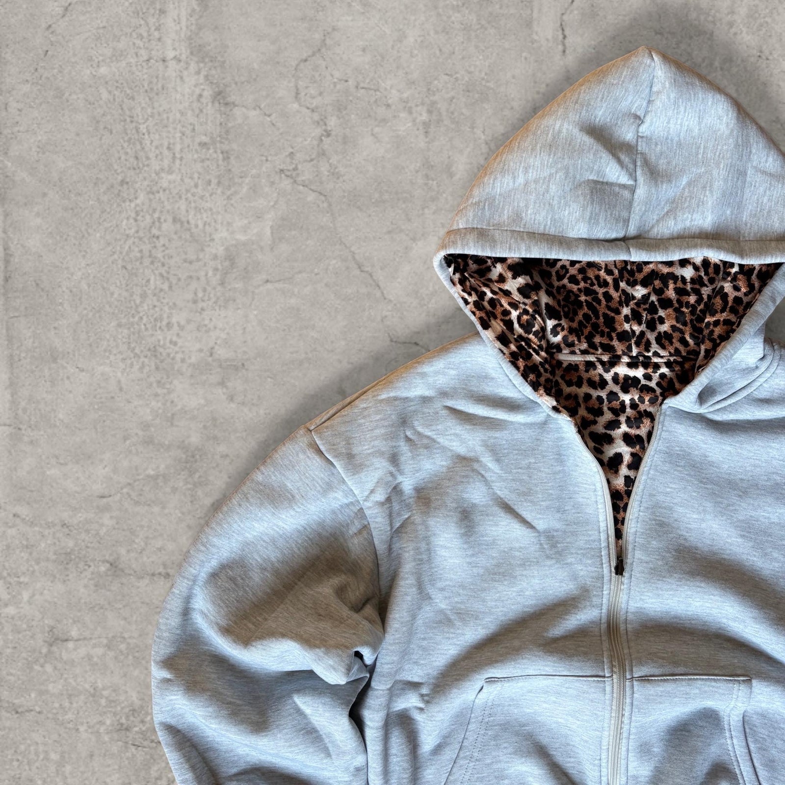 Incredible baggy boxy Korean zip-up hoodie jumper in grey with leopard print.