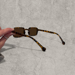 Vintage Style brown Tinted Glasses: brown Black tortoise shell Frame Unisex
