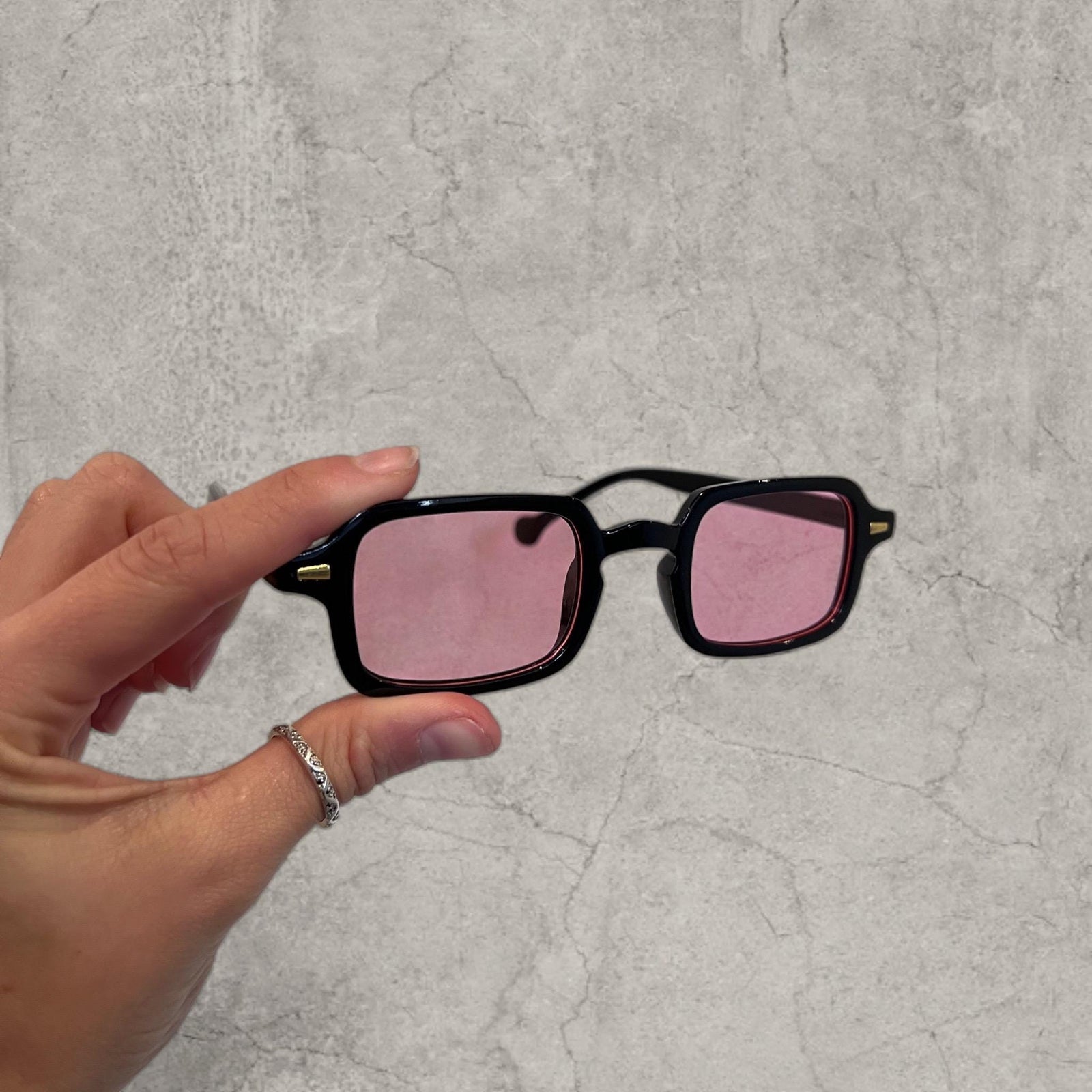 Vintage Style Pink Tinted Glasses: Black Frame Unisex