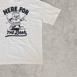 Beer vintage style T-shirt with front graphic in white.