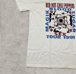 Red Hot Chilli Peppers vintage style T-shirt with front graphic in white.