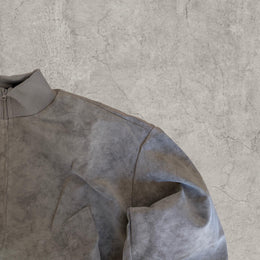 Cool vintage style bomber jacket in grey with zip.