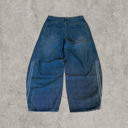 Wide-leg skater jeans with Japanese stripe detailing in washed blue