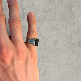 Cool vintage style silver colour stainless steel signet ring checkered with square black onyx gem.