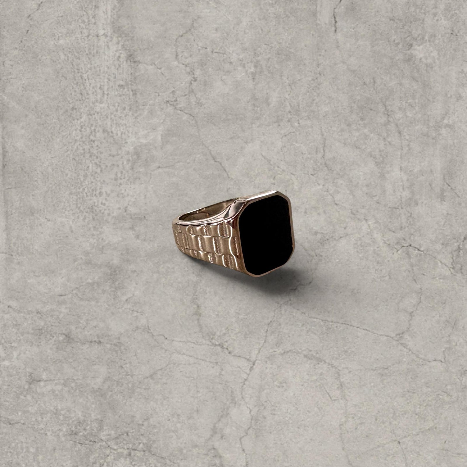 Cool vintage style silver colour stainless steel signet ring checkered with square black onyx gem.