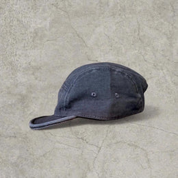 Vintage style baseball cap in grey with red white Tennesse logo.