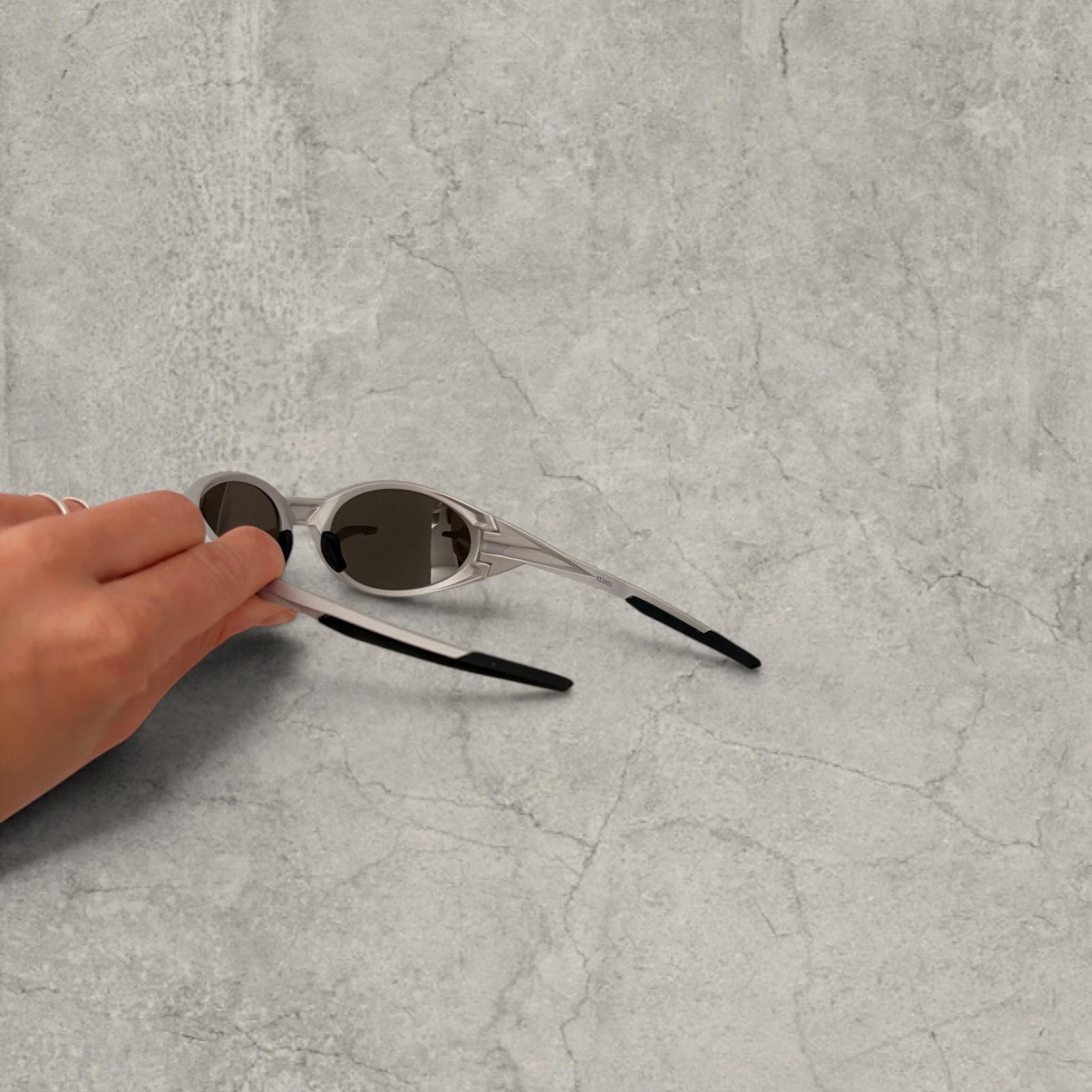 Insane UV400 sunglasses in silver with silver reflective lense. One size.