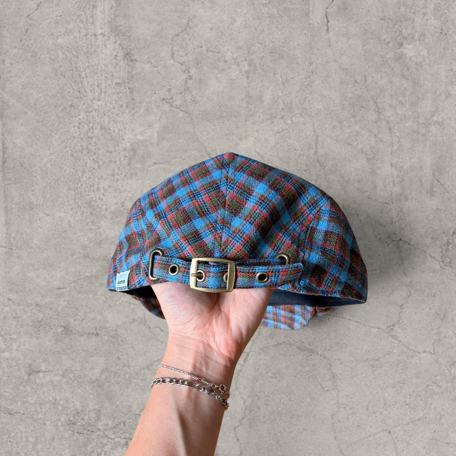 Vintage Plaid Flat Peak blue Beret Cap with Embroidered Logo – Adjustable Unisex Style