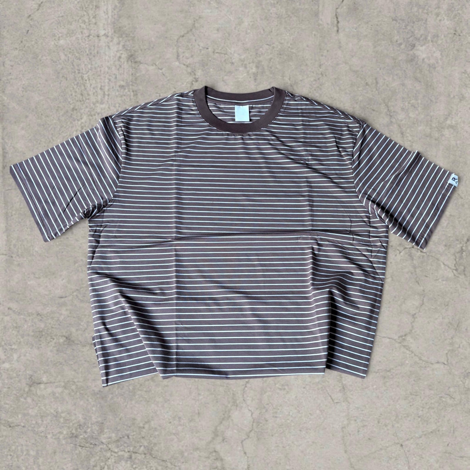 Vintage style relaxed fit short sleeve tshirt top in striped brown/white.