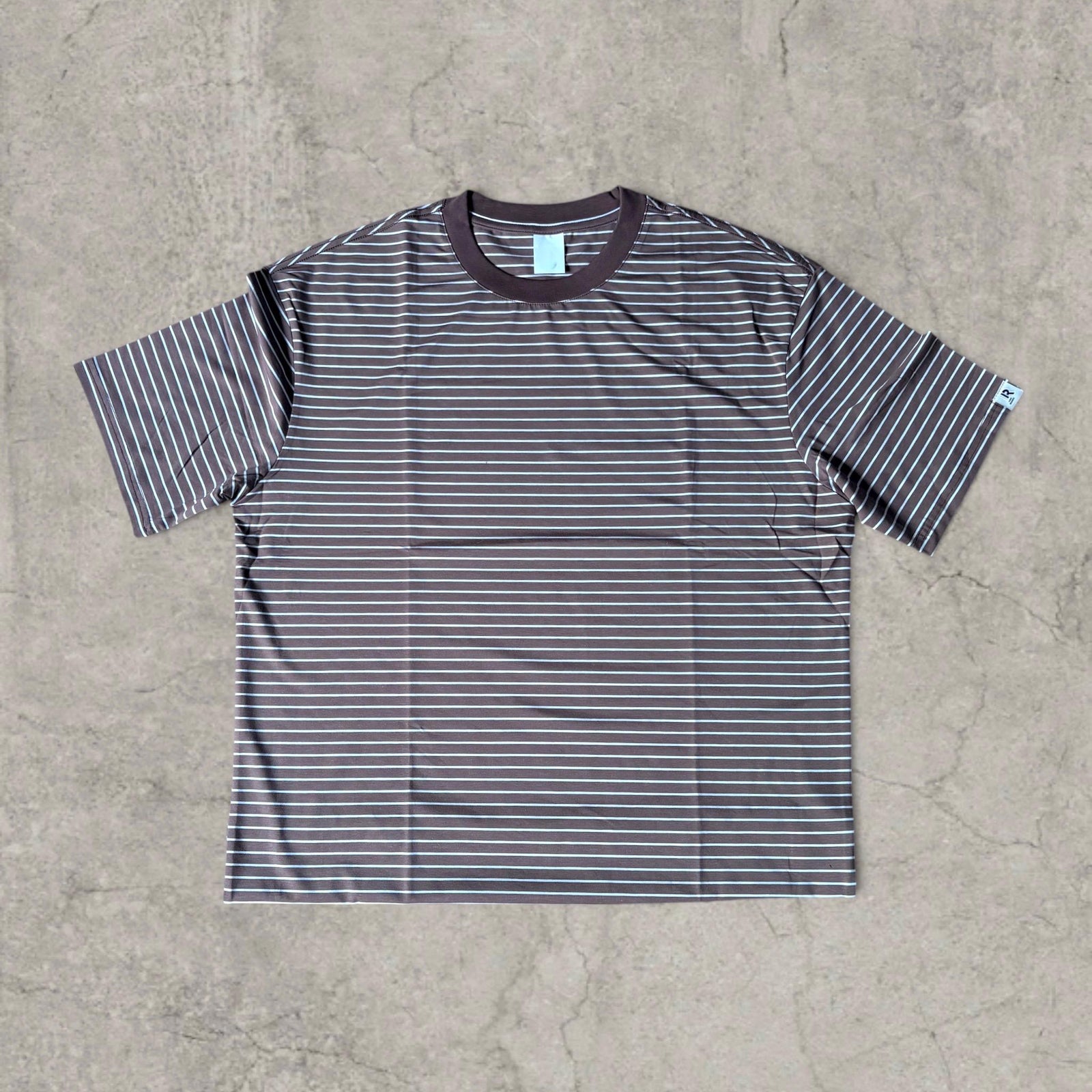 Vintage style relaxed fit short sleeve tshirt top in striped brown/white.