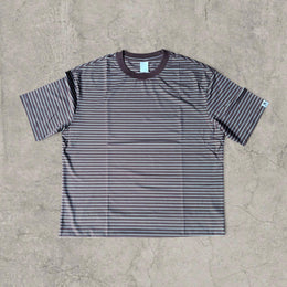 Vintage style relaxed fit short sleeve tshirt top in striped brown/white.