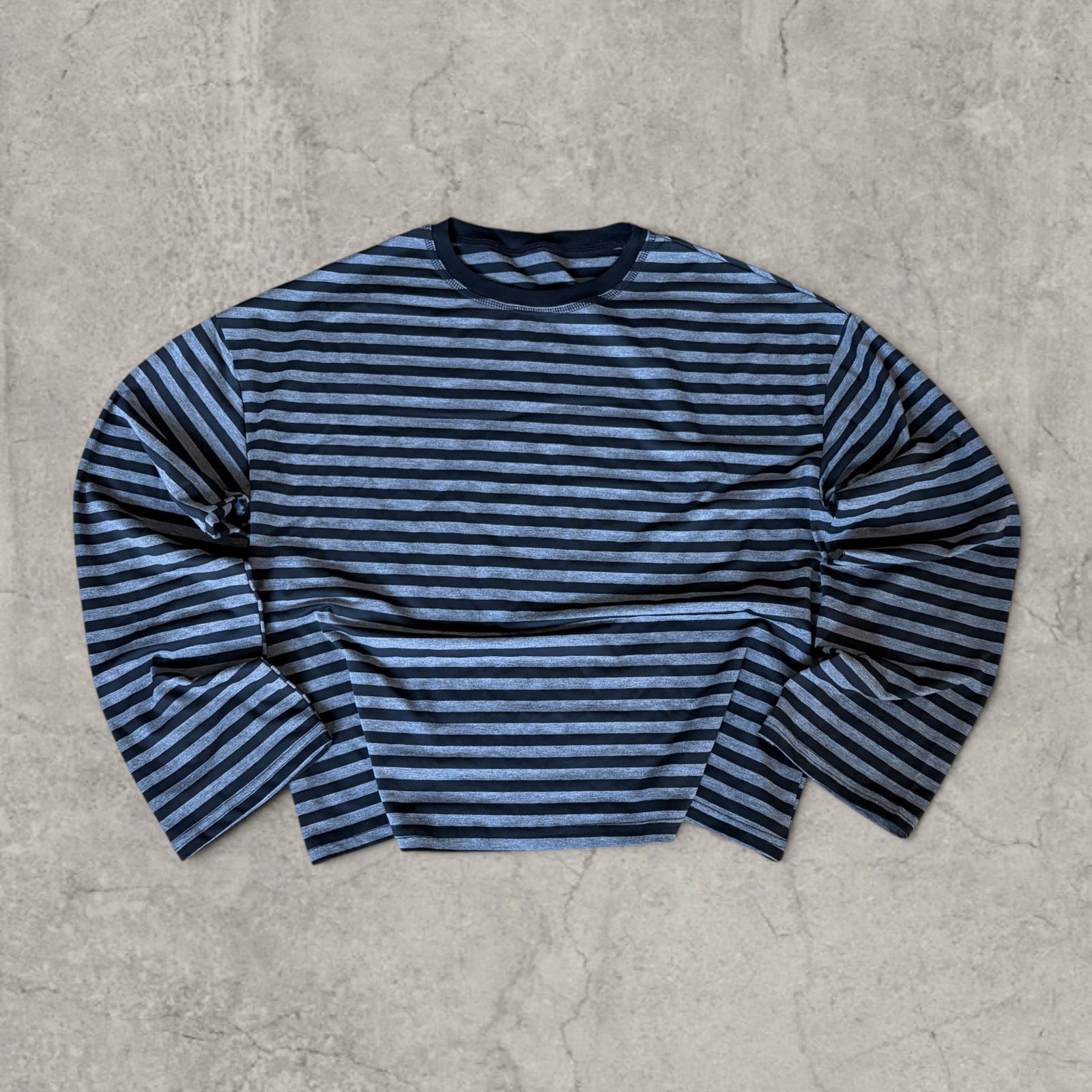 Vintage style relaxed fit long sleeve tshirt top in striped black/grey