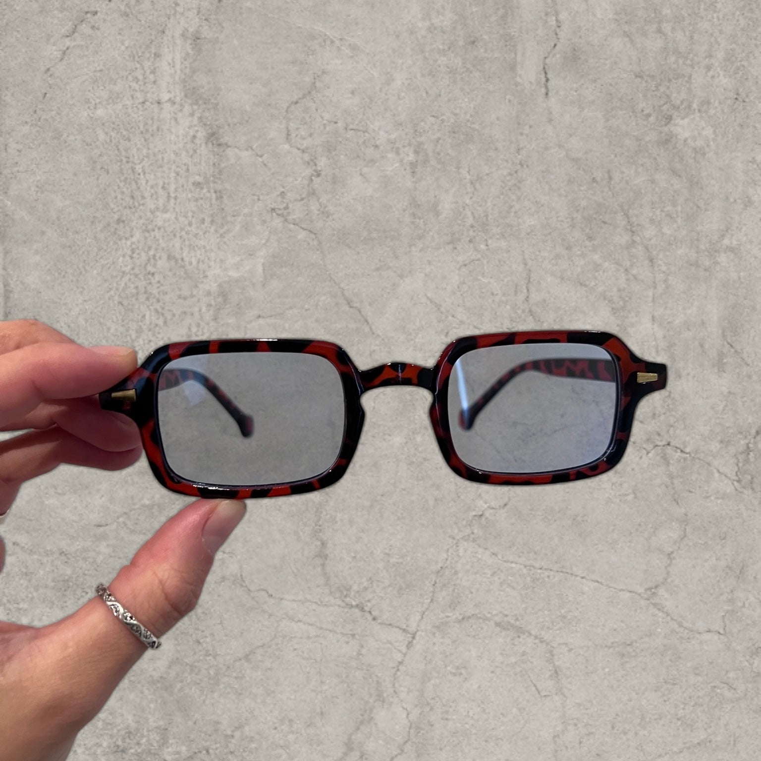 Vintage style blue tinted glasses with brown-black tortoise shell frame
